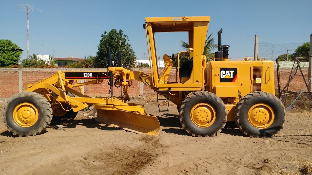 Niveladora Caterpillar 120G