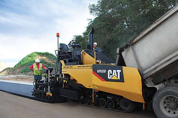 Pavimentadora Caterpillar AP1055E