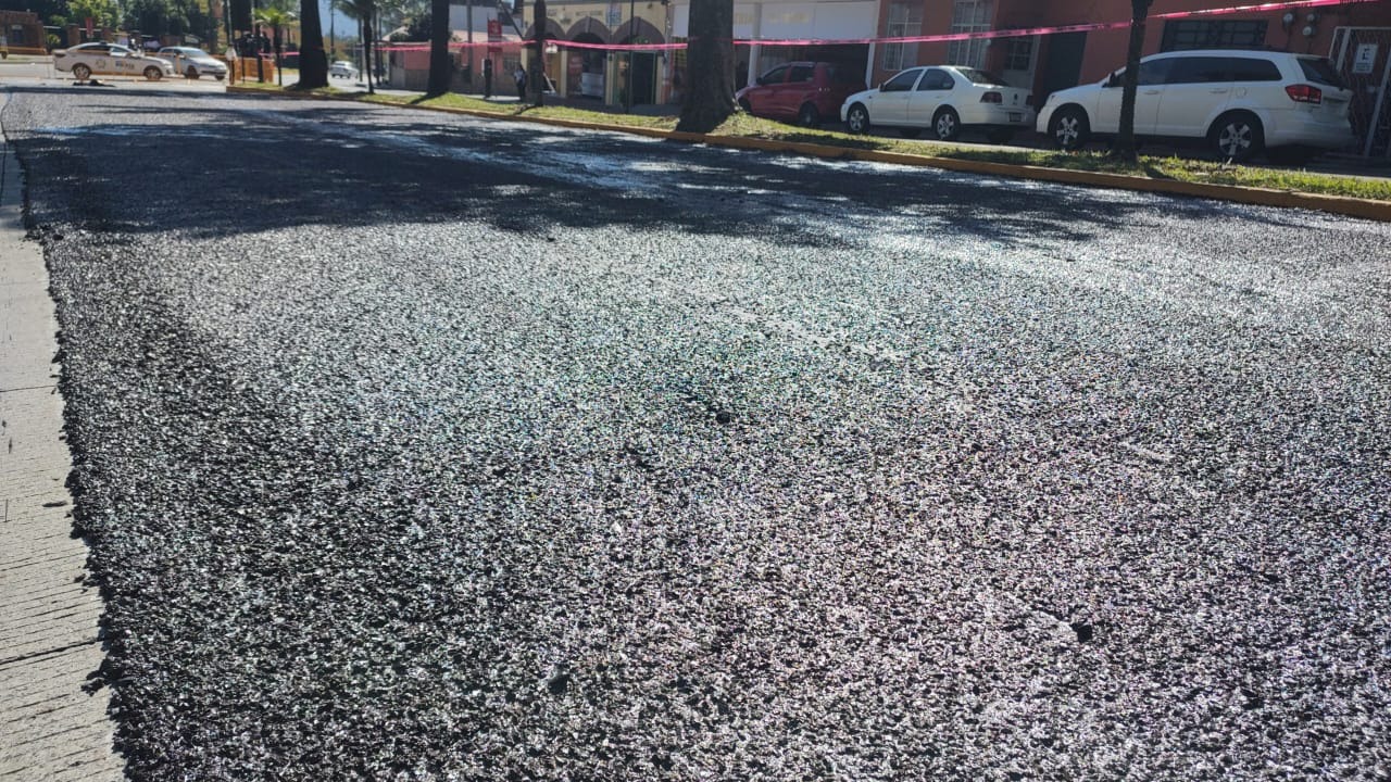 Superficie de pavimento tratada con microaglomerado