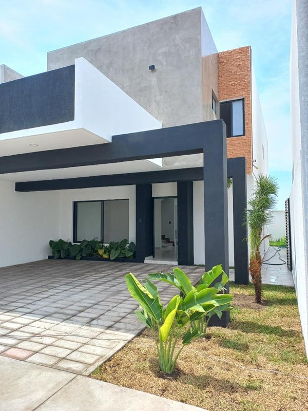 Residencia terminada después de trabajos de remodelación
